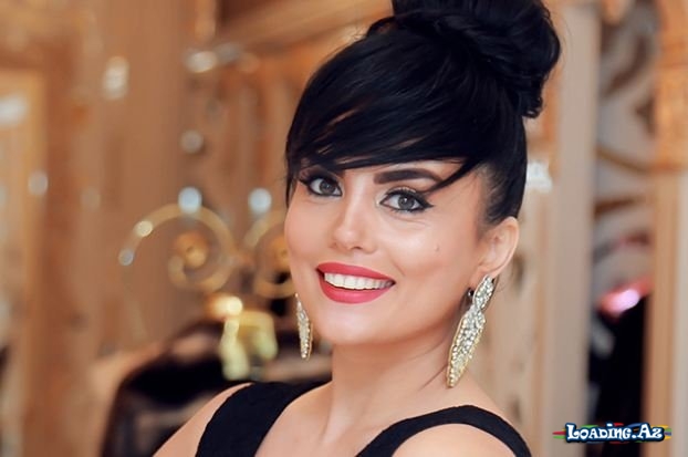 Əməkdar artist aparıcı Çiçəyi təhqir etdi - "Çuşka! "Tormuzu" tutmur..." - LoaDinG.Az