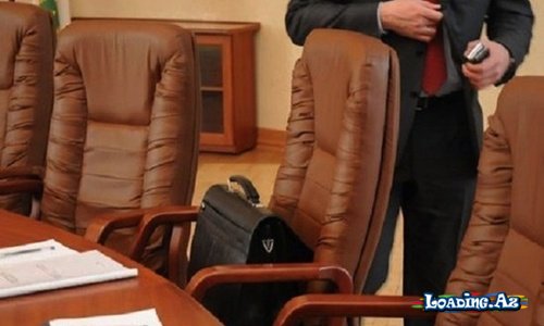 Azərbaycanda vəzifəli məmur İŞDƏN ÇIXARILDI