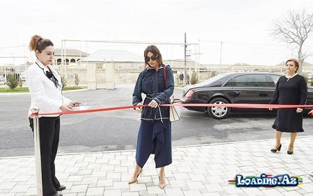 Mehriban Əliyeva bağçanın açılışında - fotolar - LoaDinG.Az
