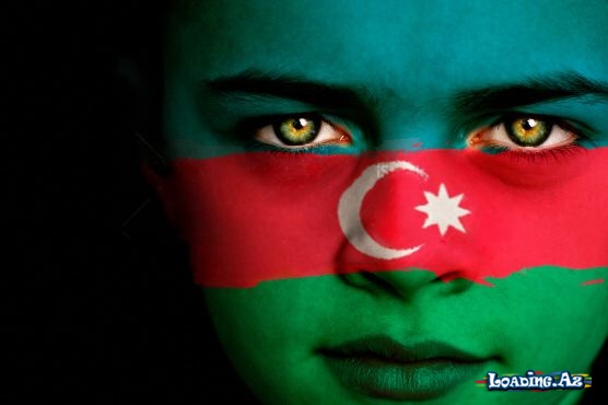 Azərbaycanın Dövlət Bayrağı günü - LoaDinG.Az