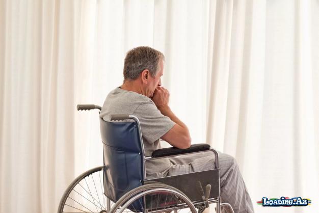 İsrailli alimlər iflic insanlar üçün innovasiyalı onurğa beyni implantı yaradıblar