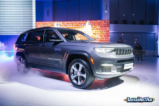 Yeni Jeep Grand Cherokee - azad ruhlu yolsuzluq avtomobili - LoaDinG.Az