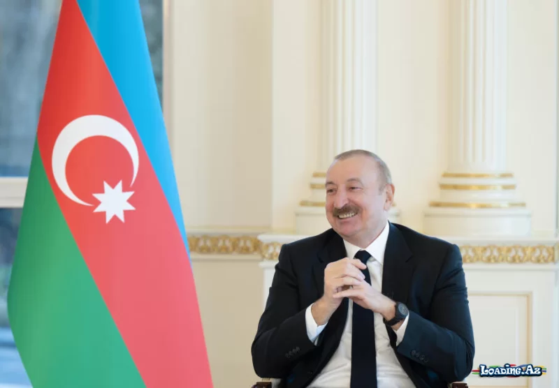 İlham Əliyev: Hər dəfə bayrağımız bir kəndə, şəhərə sancılanda, mənim üçün Azərbaycan məhz o torpaq idi - LoaDinG.Az