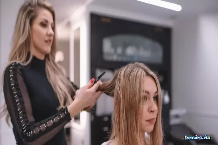 Dolğun üzlü qadınlar üçün ən yaxşı saç kəsimləri