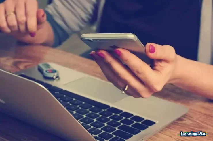 Telefonunuzda təhlükə  - hansı SMS mesajlarını  açmamalısınız? - LoaDinG.Az