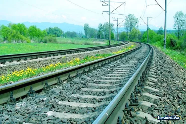 Dünyanın ən maraqlı 5 dəmir yolu - LoaDinG.Az